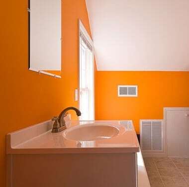 Bagno colore arancione appena ristrutturato Blog Edilnet