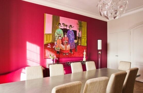 Pittura particolare in sala color rosa