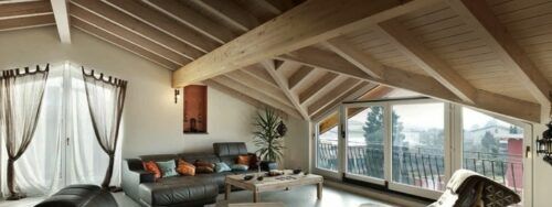 Mansarda con tetto ventilato in legno