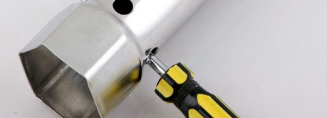 una chiave a bussola per rubinetto