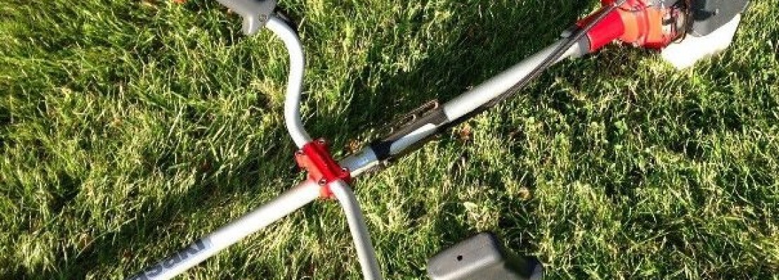 Un decespugliatore a marchio Kawasaki