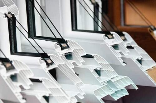Profili di finestre in PVC di alta qualità