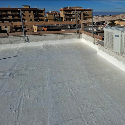 Copertura impermeabilizzante con guaina bianca riflettente