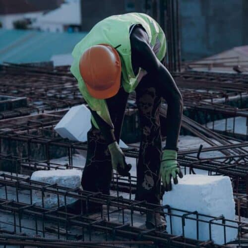 L’impresa edile sta lavorando male? Non puoi sospendere il pagamento sempre e comunque
