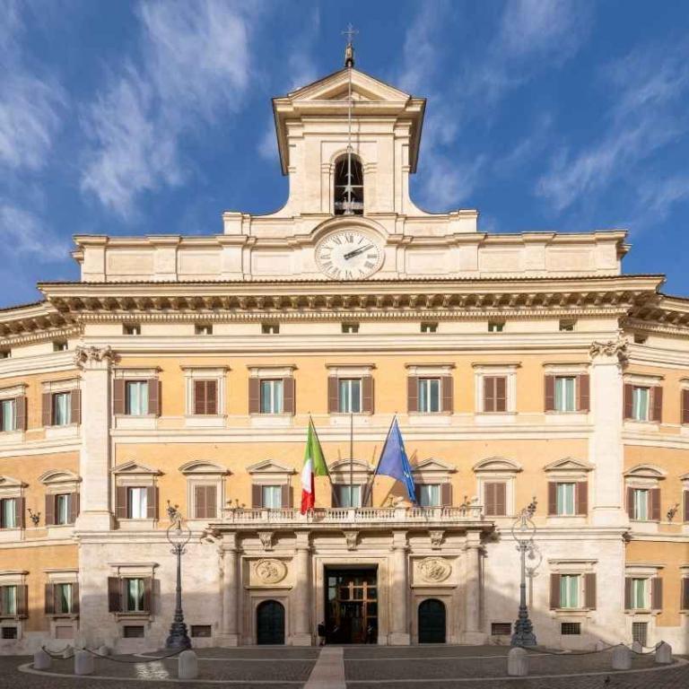 Piano Casa, una norma aiuta gli inquilini in difficoltà.