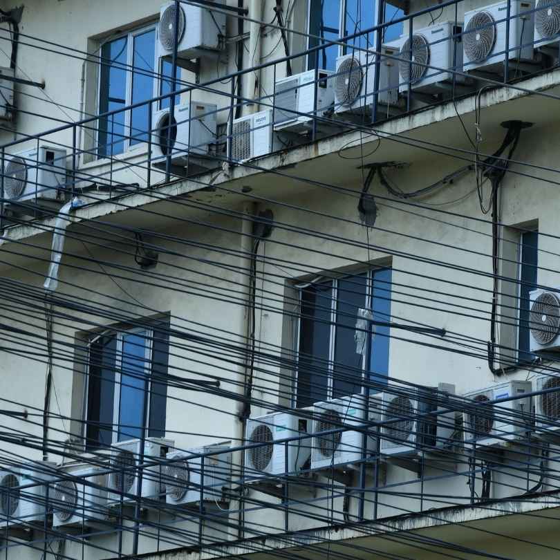Una ricerca rivela cosa succede al corpo se la temperatura della casa scende sotto i 18 gradi.